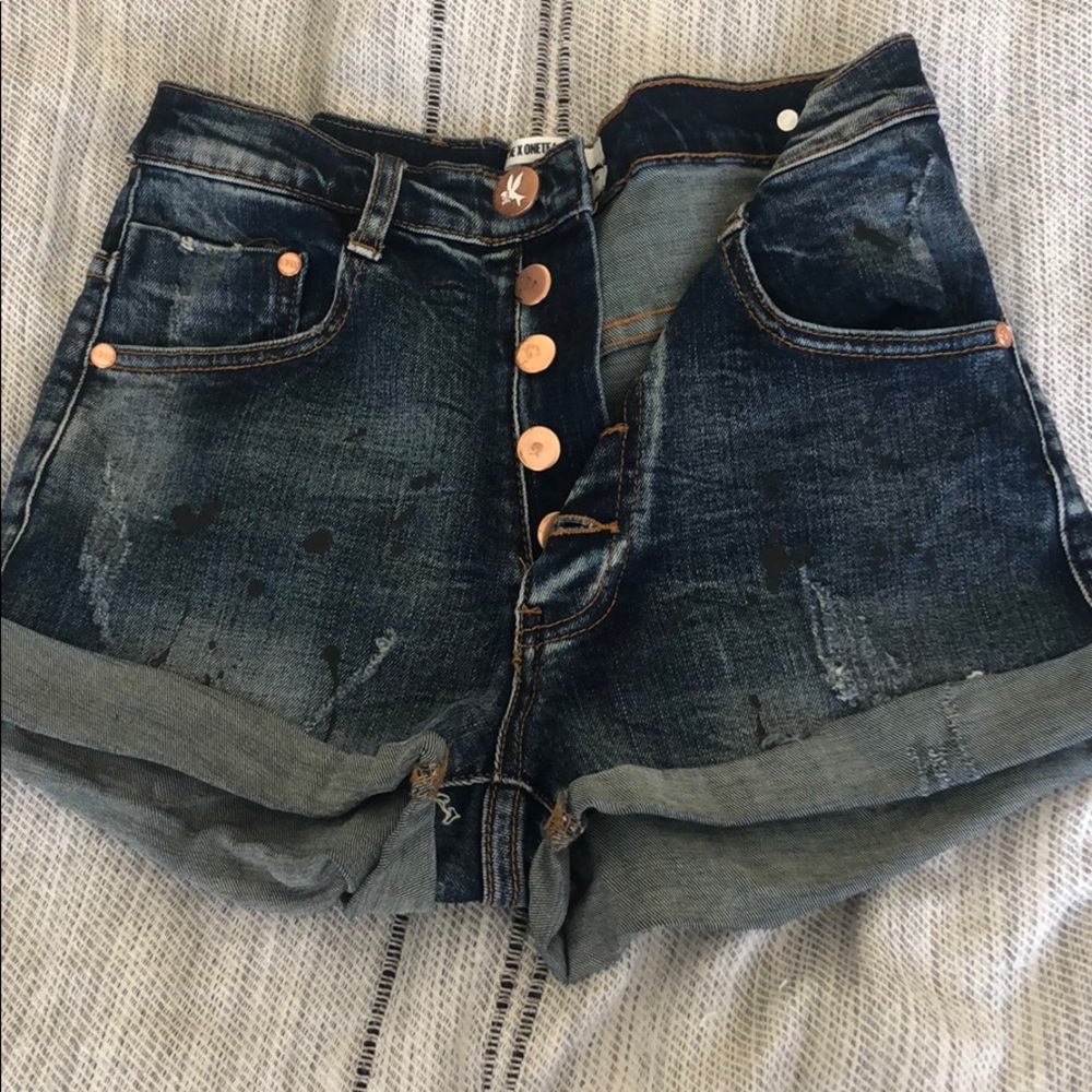 One x One Teaspoon Harlets Shorts Size 26